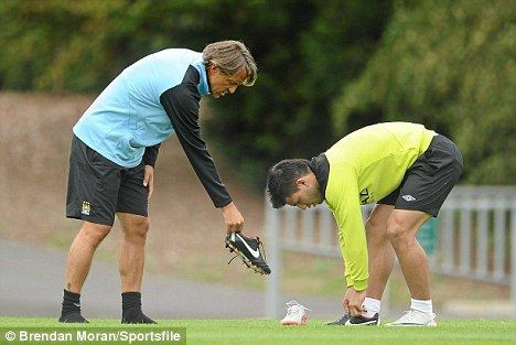 FOTO Gafa de miliarde! Aguero, doborat la primul antrenament cu City din caza ghetelor primite de la club!