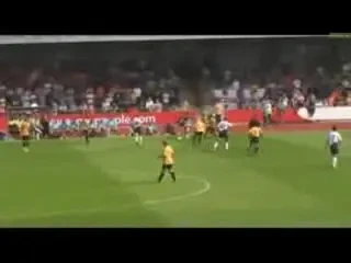 Blestemul fotbalistului: dubla fractura deschisa dupa o intrare de K1! VIDEO HORROR: