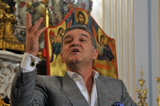 Steaua il vrea pe cel mai SPECTACULOS jucator dupa primele 2 etape din Liga 1! E un jucator interesant, imi place!