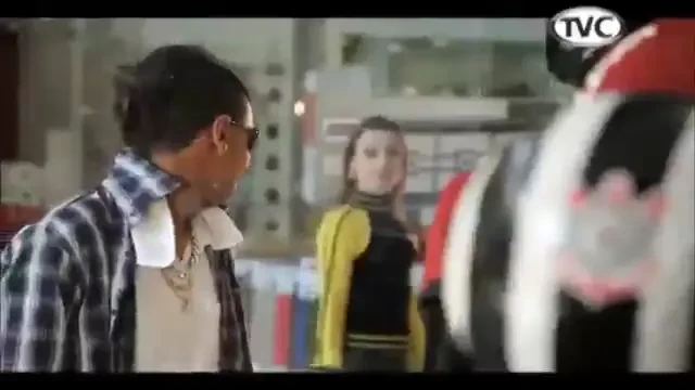 VIDEO! N-o sa-ti vina sa crezi! El este SOSIA lui Kaka din fotbal!