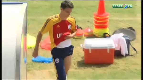 Ghinionul care a lovit astazi nationala! Un stelist s-a accidentat! Stelistul care l-a inlocuit s-a accidentat si el :(