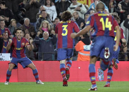 Barcelona A SCAPAT de un fundas! Care e jucatorul care pleaca la Roma langa Bojan si Luis Enrique!