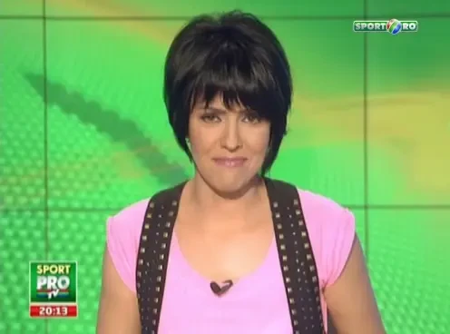 SUPER VIDEO! Un politist american dribleaza mai bine ca MESSI... pe motocicleta