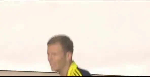 Un gol picat din ceruri! BICICLETA care i-a facut pe fani sa exclame: "Asa gol nu vezi in fiecare zi"