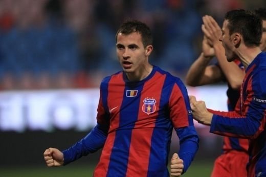 Aroganta care-i va SCOATE DIN MINTI pe stelisti! Lucescu Jr. il vrea pe Stancu la Rapid: