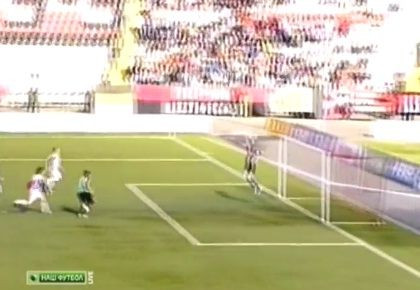 GOL HALUCINANT! Mingea a disparut si a aparut in poarta!