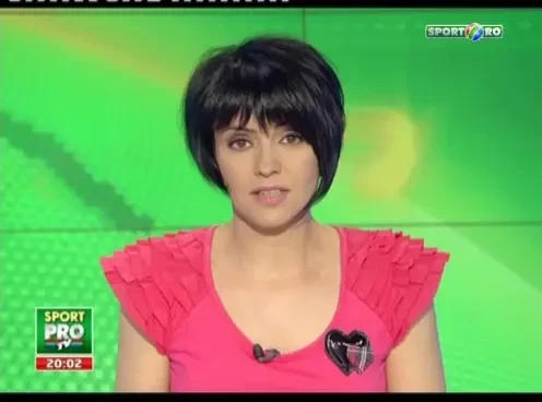 Mititelu PLANGE si ia pastile cu pumnul! "Doar datorita nebuniei pentru fotbal sunt aici!" Un interviu emotionant: