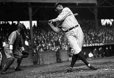 11 august 1929: Babe Ruth, primul jucator cu 500 de homeruns! Imagini UNICE cu un moment istoric in sport! Vezi cum a explodat stadionul in urale: