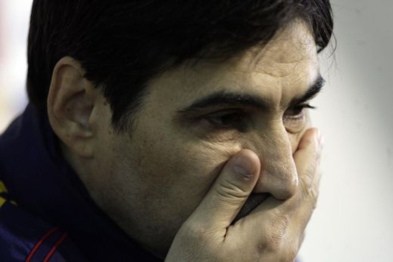 SUPERFOTO: Noptile nedormite ale lui Victor Piturca! Care nopti nedormite?! Faci diferenta intre o poza din '98 si una din 2011?_3