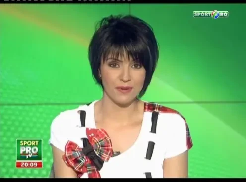 Oltenii care vor s-o faca uitata pe Universitatea! Maciuca ataca promovarea cu un super slogan: "Avem echipa, avem valoare, avem MACIUCA cea mai tare!" :))