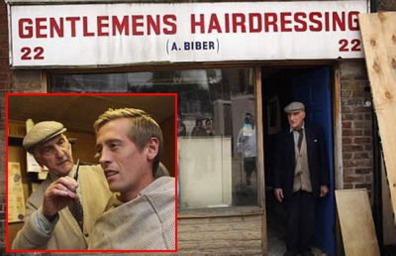 Drama din Londra naste eroi! Peter Crouch si fanii lui Tottenham i-au transformat cosmarul in cea mai fericita zi! SUPER FOTO_1