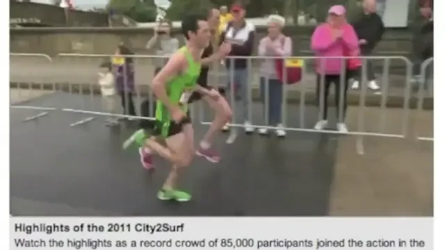 VIDEO: Uita-te la clipul asta cu ATENTIE MAXIMA! Nu vrei sa-l ratezi pe cel mai prost alergator din istorie :))