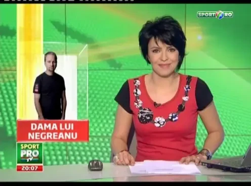 Daniel Negreanu s-a combinat cu Miss Ungaria! SUPER IMAGINI cu femeia care i-a luat mintile: