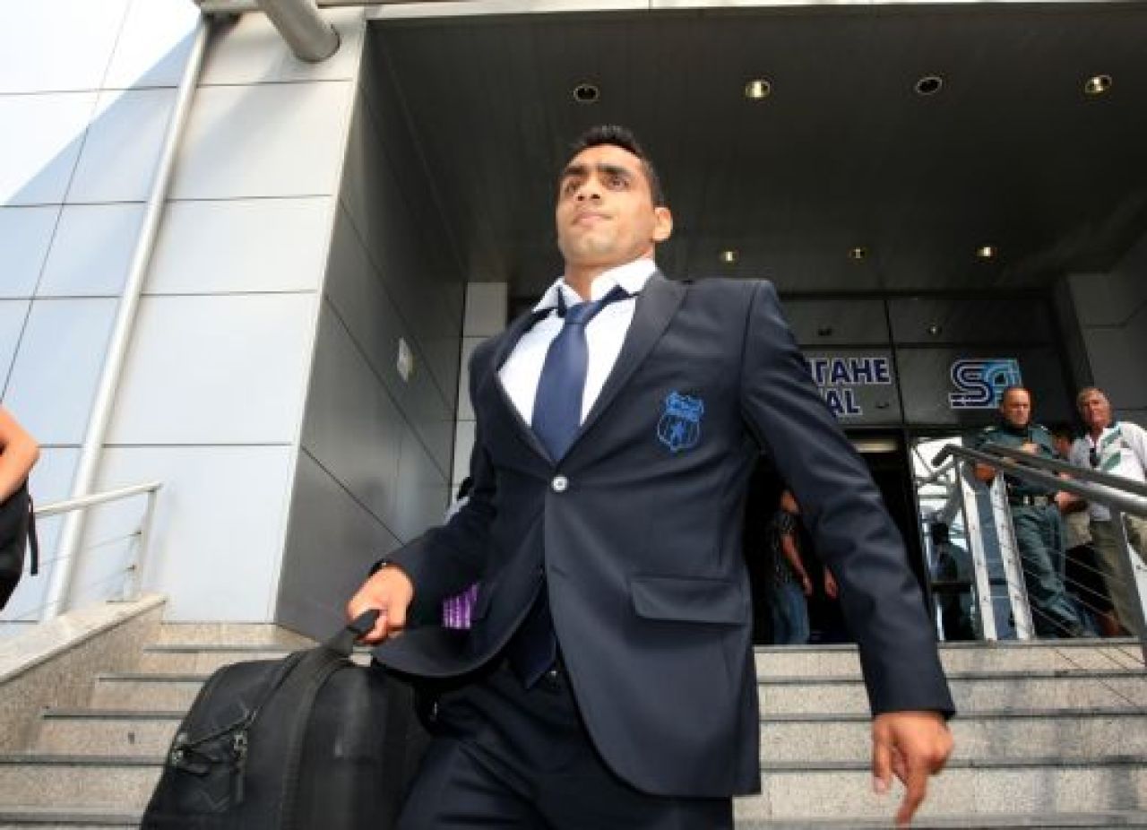 FOTO! Banel a fost primit ca un STAR la Sofia! Vezi declaratia care a APRINS Bulgaria inainte de TSKA - Steaua_3