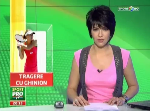 VIDEO: La tenis e mult mai greu! Hanescu se bate cu Llodra, fetele se bat cu castigatorea de Grand Slam!