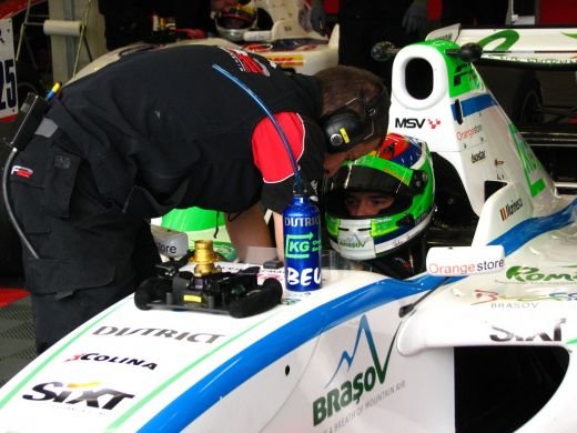 SENZATIE! Mihai Marinescu a terminat a doua zi la rand pe 3 pe circuitul din Austria!_2