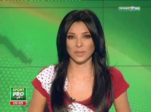 El e BERGKAMP al Romaniei! A refuzat sa joace la un campionat mondial pentru ca ii este FRICA de avion!