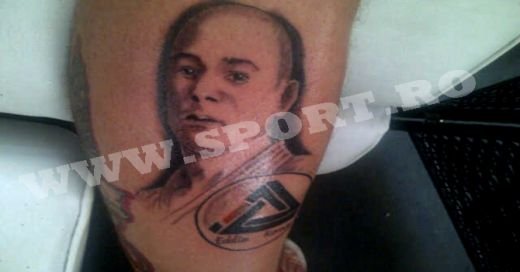 Sa moara Gigi de oftica! Zmarandescu si-a facut un nou tatuaj si NU este cu fostul sau sef de la Steaua! Vezi ce si-a desenat pe piele! FOTO_3