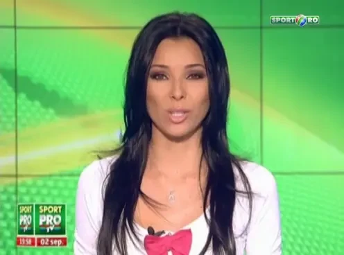 Borcea le-a dat idei prietenilor! Netoiu si-a luat iubita cu 30 de ani mai tanara!