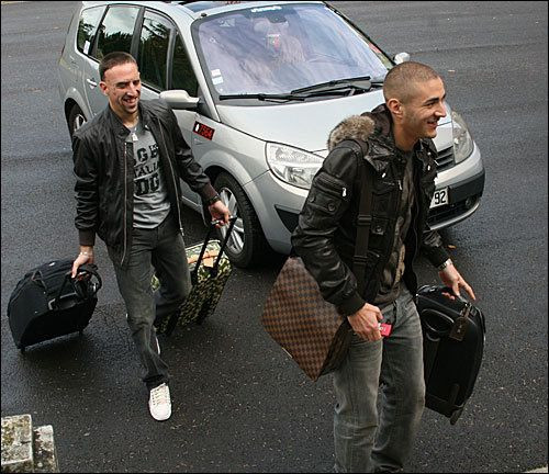 L-a scolit bine Mourinho: Benzema a vrut sa ne pacaleasca! Ce DEZASTRU e pe National Arena cu cateva ore inainte de meci:&nbsp;