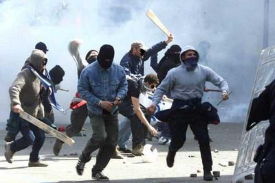 DIAVOLII vor sa ii combine pe cei de la City sa isi ia o bataie de mama focului! Vezi cum s-au gandit sa ii incaiere cu fanii lui Napoli: