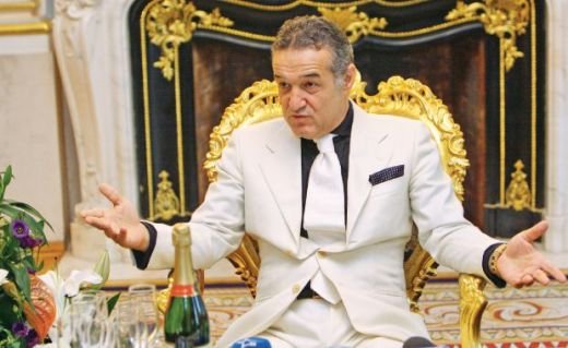 Gigi Becali: A fost gazon de GRADINA. Pana la meciul cu Schalke aducem gazon de 120.000 euro
