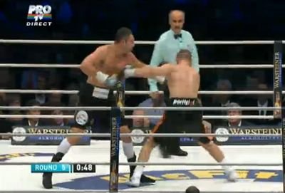 Vitali cel MILOSTIV! Klitschko s-a jucat cu Adamek in ring si i-a dat KO cand a vrut el! Vezi fazele meciului! VIDEO_4