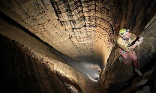 Cea mai mare ciudatenie a Pamantului: Everestul vanatorilor de pesteri! FOTO: Cel mai adanc loc descoperit de oameni!_2