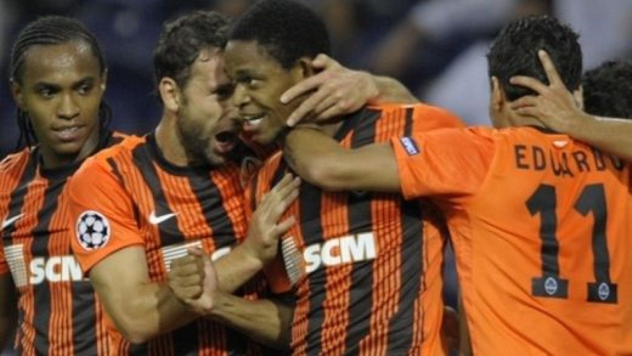 Lucescu, rapus de INCREDIBILUL Hulk! Sahtior a terminat cu doi oameni in minus! FC Porto 2-1 Sahtior! Vezi fazele meciului!_11