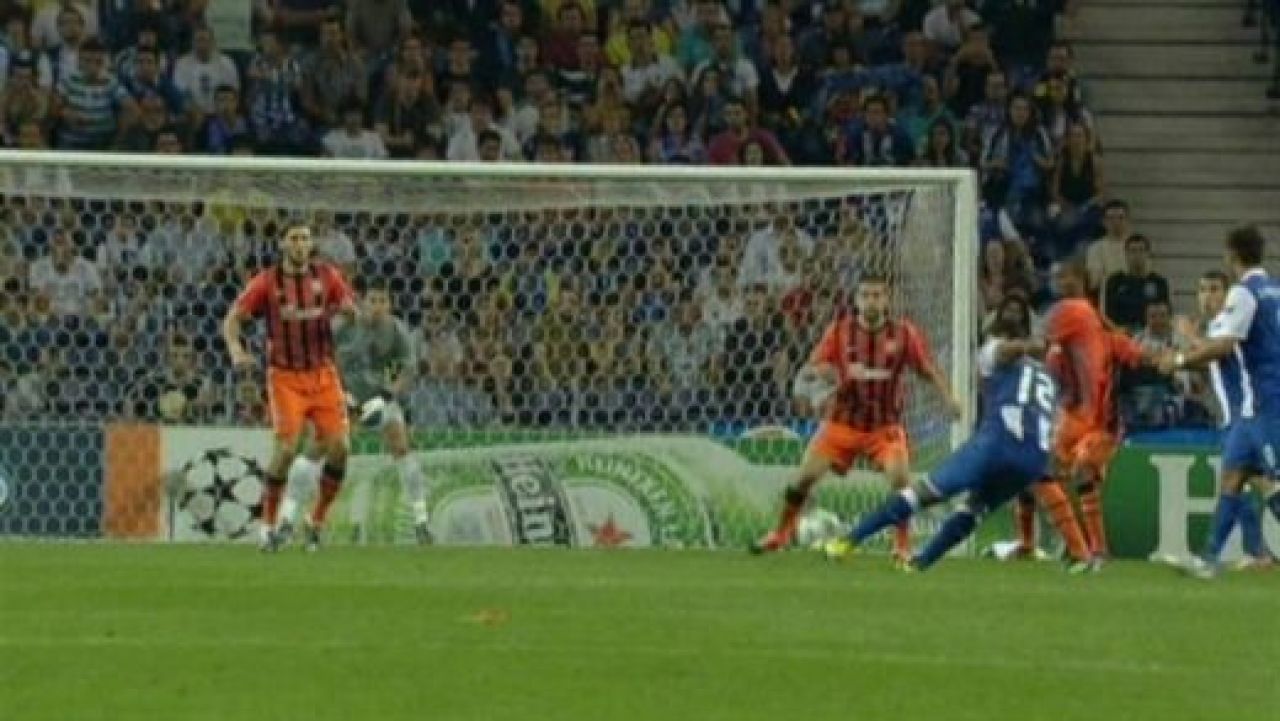 Lucescu, rapus de INCREDIBILUL Hulk! Sahtior a terminat cu doi oameni in minus! FC Porto 2-1 Sahtior! Vezi fazele meciului!_13