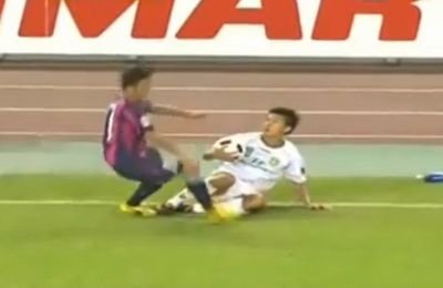 VIDEO: Tantalaul si gogomanul REVIN in prim-plan! Doi asiatici se intrec in simulari de cascadorii rasului! Vezi faza