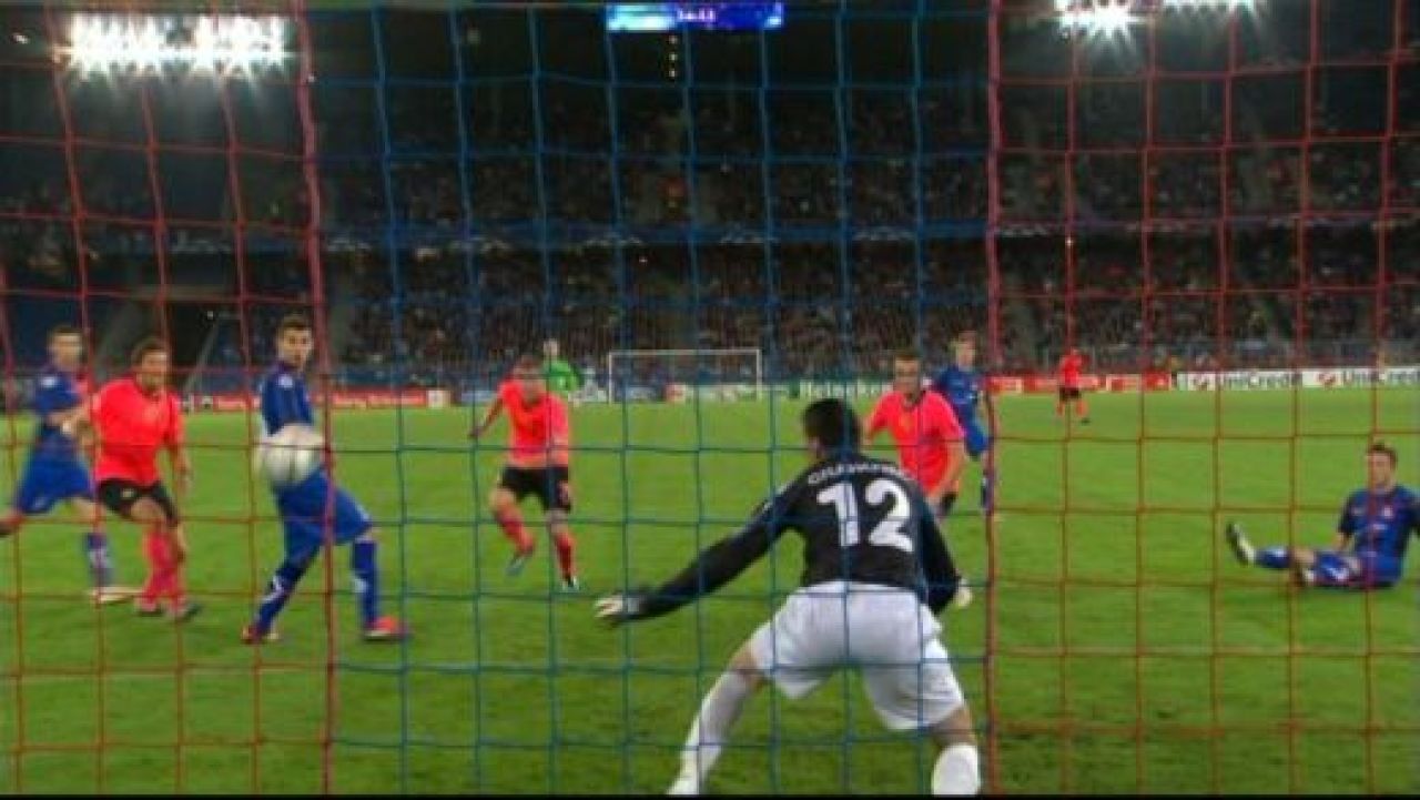 Real tremura in 10 oameni la Zagreb, Inter pierde acasa cu o echipa trimisa de comisii in Liga, Giggs o salveaza pe United cu Benfica! Vezi rezultatele din Liga:_11