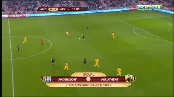 VIDEO Suarez, cel mai SMECHER atacant din Europa League! Da gol si cand e la pamant! Tripla de senzatie in Anderlecht 4-1 AEK Atena!