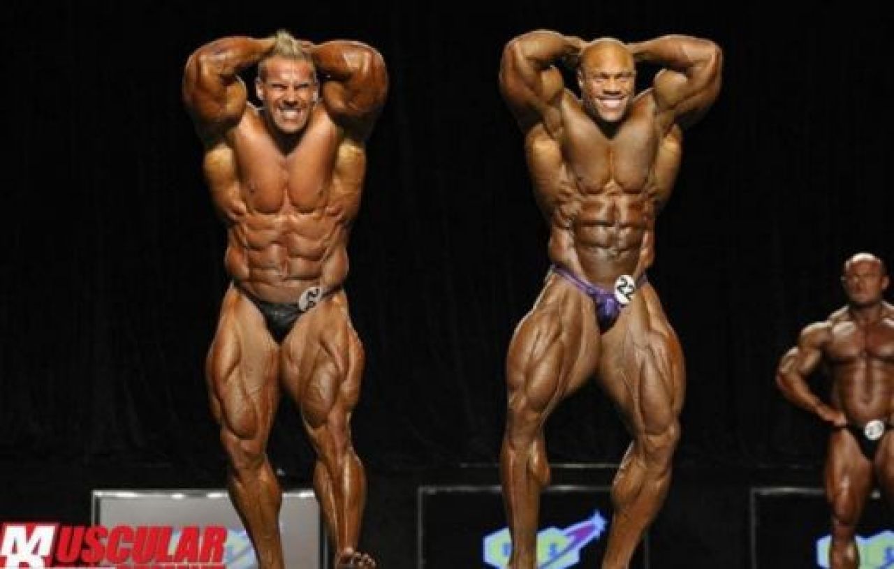 Cel mai MUSCULOS om de pe pamant: Mr. Olympia 2011 are coapsele de doua ori cat Schwarzenegger! FOTO_1