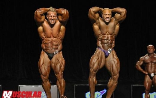 Cel mai MUSCULOS om de pe pamant: Mr. Olympia 2011 are coapsele de doua ori cat Schwarzenegger! FOTO_7