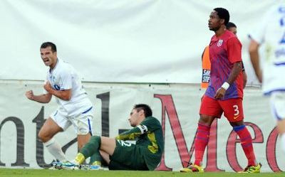 Steaua a ramas fara TACTICA! Ce antrenor vor ultrasii si cum a ajuns CREIERUL Stelei GRATIS la Pandurii