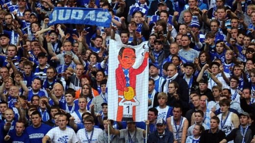 Revenirea lui Neuer i-a iritat pe fanii lui Bayern si Schalke: Esti ca o prostituata FOTO: Coregrafii de senzatie: