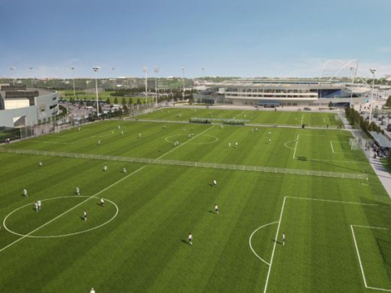 Prima investitie DESTEAPTA a seicilor de la City! Englezii vor sa priveasca de sus 'La Masia':