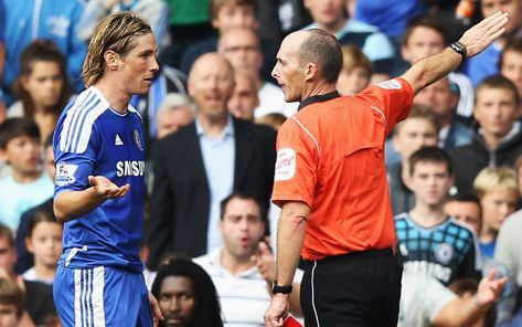 Torres si-a pierdut mintile dupa ratarea cu United! A luat primul ROSU de la venirea in Anglia! The Sun: Ce IDIOT! Ce meciuri pierde: