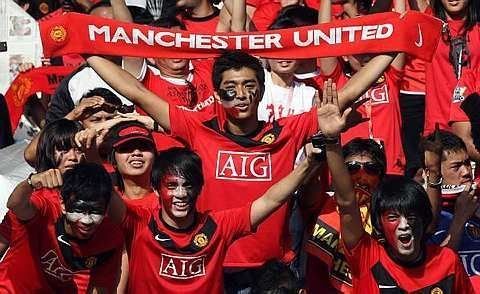 Manchester United investeste in Romania: diavolii invadeaza Bucurestiul! Fanii raman pe DRUMURI: