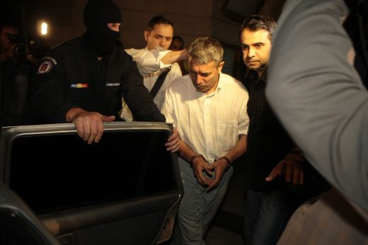 Avram si Terbea raman in AREST! Fostul sef al arbitrilor, considerat pericol social!