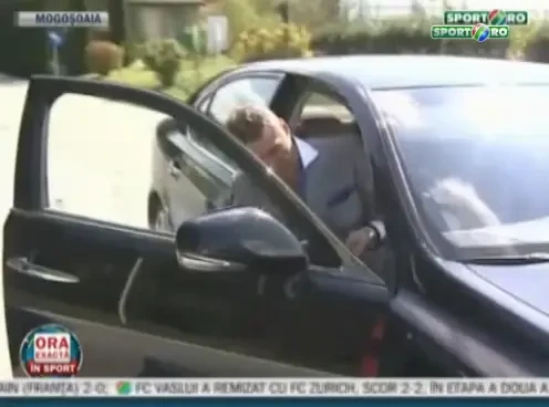 EXCLUSIV! Primele imagini cu Ilie Stan la Steaua! I-a bagat in sedinta pe jucatori la Mogosoaia! Vezi ce anunta Becali: