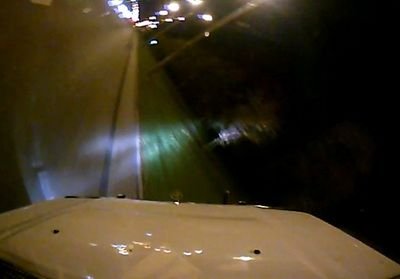 VIDEO CUTREMURATOR! A fost aproape sa-si filmeze MOARTEA! Vezi imaginile socante cu un accident evitat miraculos