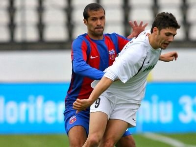 NOUL transfer al Stelei din iarna? E roman, are 40 de goluri in 3 ani si e atacantul golgeter vazut perfect pentru Steaua