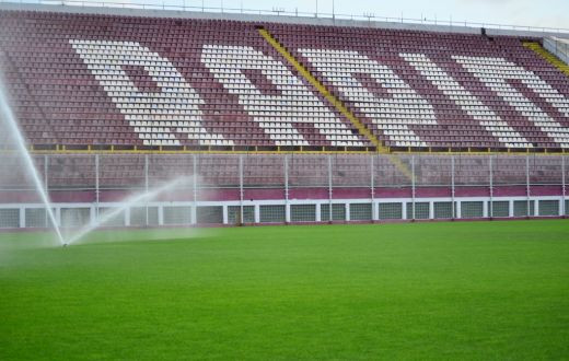 Rapid a facut cel mai tare transfer! Lucescu a mutat echipa pe Highbury si pregateste imnul de Liga! Rapid e ACASA intr-un singur loc:_3