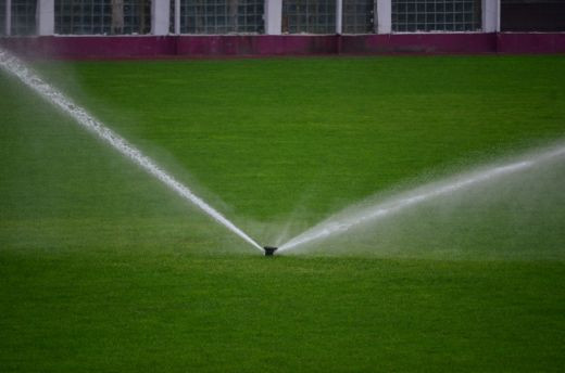 Rapid a facut cel mai tare transfer! Lucescu a mutat echipa pe Highbury si pregateste imnul de Liga! Rapid e ACASA intr-un singur loc:_4