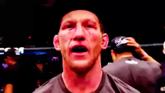Batai dementiale la UFC 136! Doua meciuri cu titlul pe masa si cel mai nesuferit luptator se bate cu un puscas marin! SUPER VIDEO