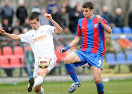 Becali l-a dat GRATIS, Hagi l-a luat si l-a facut super atacant! Cine este MARCATORUL dupa care plange acum Steaua: