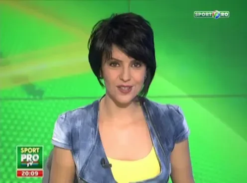 Ei sunt romanii care vor sa devina vedete pe stadionul Realului! Zidane i-a urmarit impreuna cu Hagi din tribuna