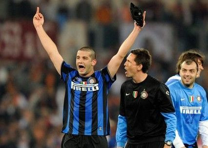 Chivu se ia la palme! A refuzat Real si Barcelona, acum Inter il DA AFARA! Socul care ii distruge finalul de cariera: